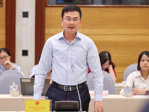 bao dam tang truong tin dung phu hop voi dien bien kinh te