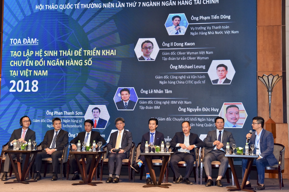 Số hoá ngân hàng: Nâng cao trải nghiệm khách hàng cùng với chất lượng dịch vụ