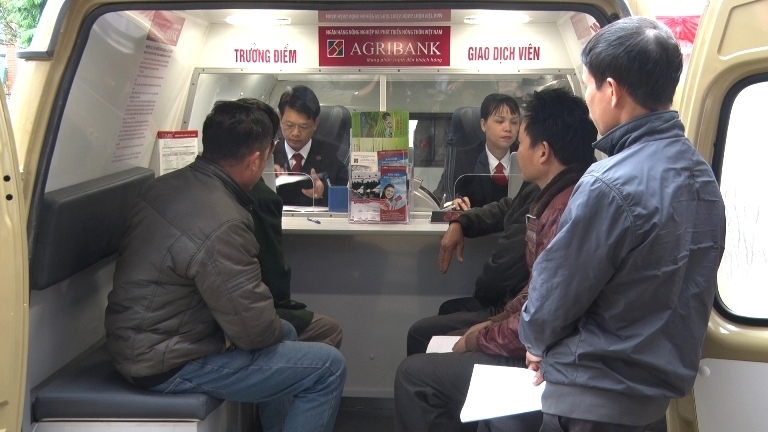 Agribank tiếp tục triển khai điểm giao dịch lưu động
