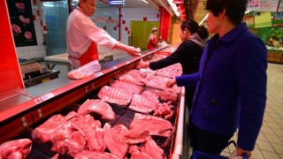 Trung Quốc sẽ miễn thuế nhập khẩu đối với đậu nành và thịt lợn của Mỹ