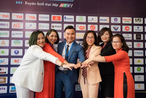 B-Smart vinh dự nhận cú đúp giải thưởng Top Brands Viet Nam 2021 b smart nhan cu dup giai thuong toan quoc top 50 thuong hieu hang dau viet nam