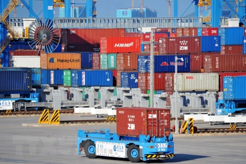 trung quoc co dieu kien thuan loi de kich thich kinh te