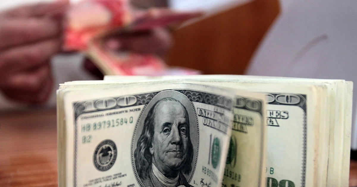 Việc đồng USD giảm giá tác động như thế nào đến kinh tế thế giới?