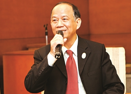 Tâm sự của nhà khoa học làm báo