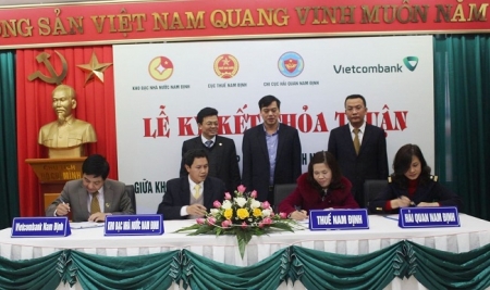 Vietcombank phối hợp thu ngân sách Nhà nước trên địa bàn Nam Định Vietcombank phối hợp thu ngân sách Nhà nước trên địa bàn Nam Định