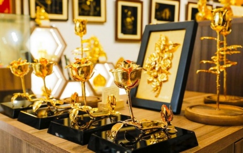 Thị trường hoa, quà tặng Valentine “nóng lên” từng giờ thi truong hoa qua tang valentine nong len tung gio