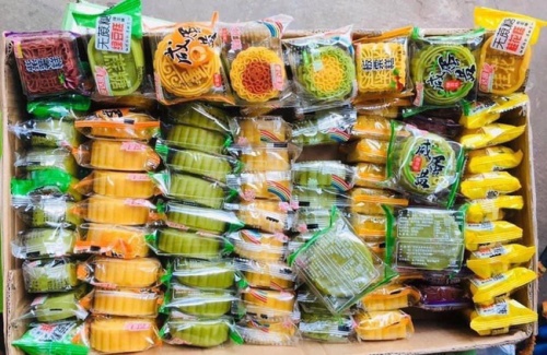 Mua bánh trung thu online, đề phòng hàng kém chất lượng mua banh trung thu online de phong hang kem chat luong