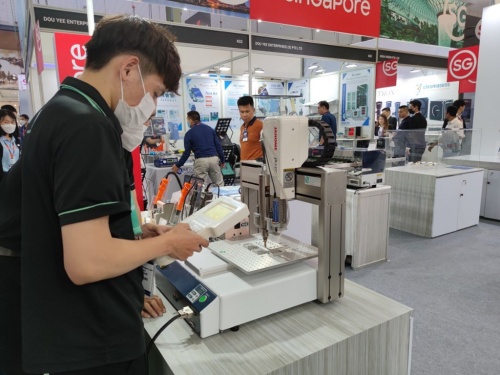 co hoi de doanh nghiep dien tu tham gia chuoi cung ung toan cau