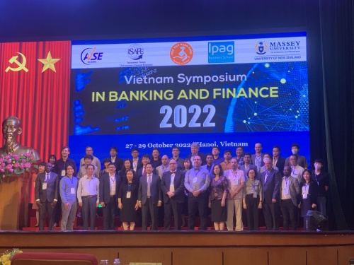 dien dan viet nam ve ngan hang va tai chinh nam 2022