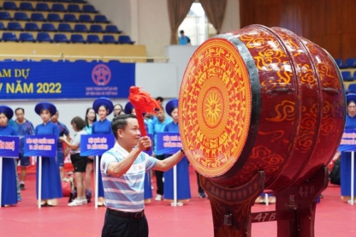 hon 200 nha bao thi dau giai bong ban cup hoi nha bao viet nam 2022