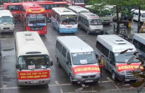 Cước vận tải giảm, xe tết vẫn tăng giá Cước vận tải giảm, xe tết vẫn tăng giá