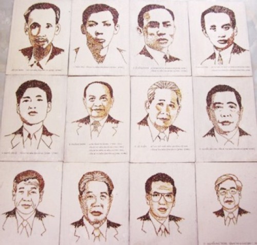 Họa sĩ Đỗ Năm: Những nét vẽ từ trái tim yêu Đảng Họa sĩ Đỗ Năm: Những nét vẽ từ trái tim yêu Đảng