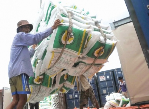 Cầu thị để phát triển Cầu thị để phát triển