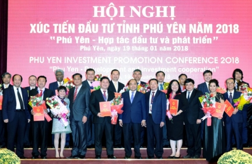 Phú Yên cờ đã đến tay… Phú Yên cờ đã đến tay…