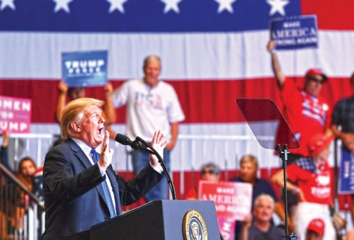 Nước Mỹ với cuộc chiến mang tên “bức tường”