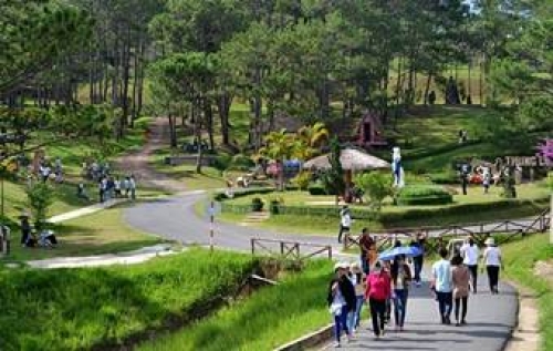 Ngành du lịch Việt Nam: Tiếp nối đà tăng trưởng Ngành du lịch Việt Nam: Tiếp nối đà tăng trưởng