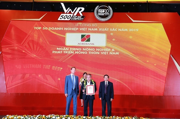 Agribank - Top 10 doanh nghiệp lớn nhất Việt Nam năm 2019 agribank top 10 doanh nghiep lon nhat viet nam nam 2019