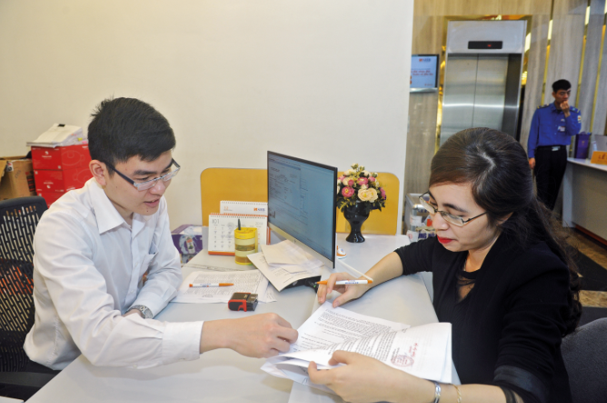 cai cach hanh chinh vua la dong luc vua la muc tieu trong tien trinh cai cach ngan hang