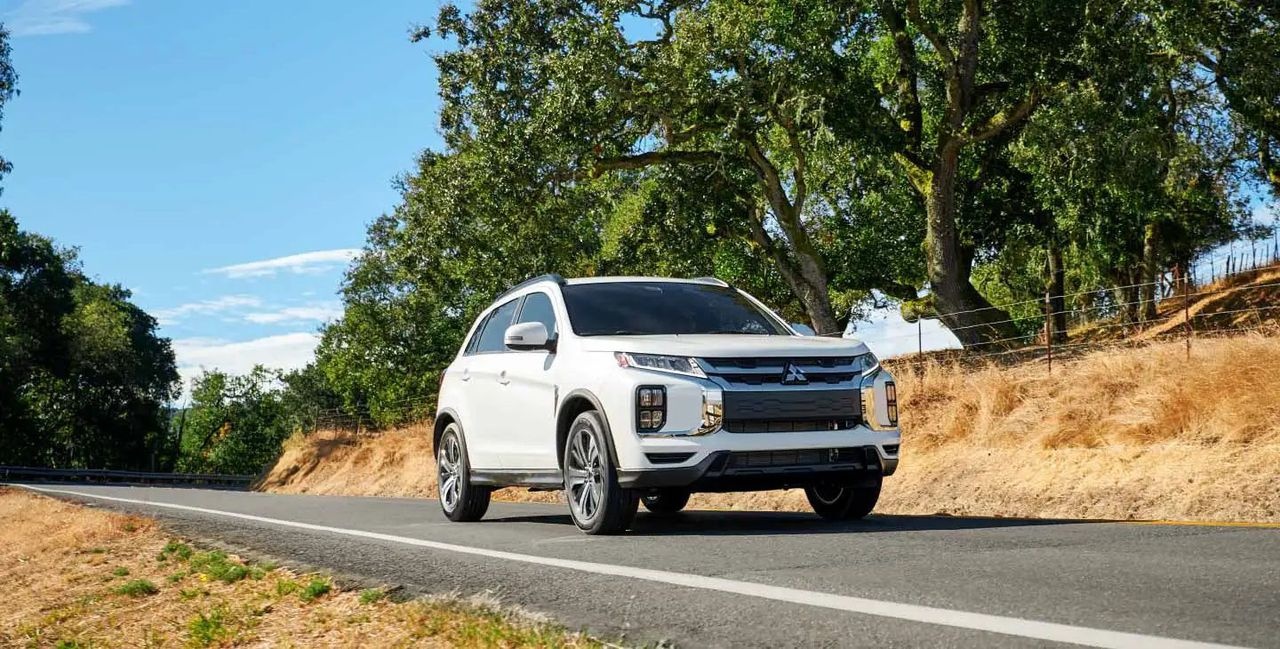 Mitsubishi Outlander Sport 2021 bản LE có giá từ 20.995 USD mitsubishi outlander sport 2021 ban le co gia tu 20995 usd