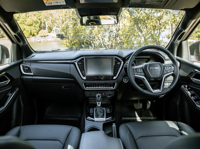 3 phien ban isuzu d max 2021 sap ban tai viet nam co gi