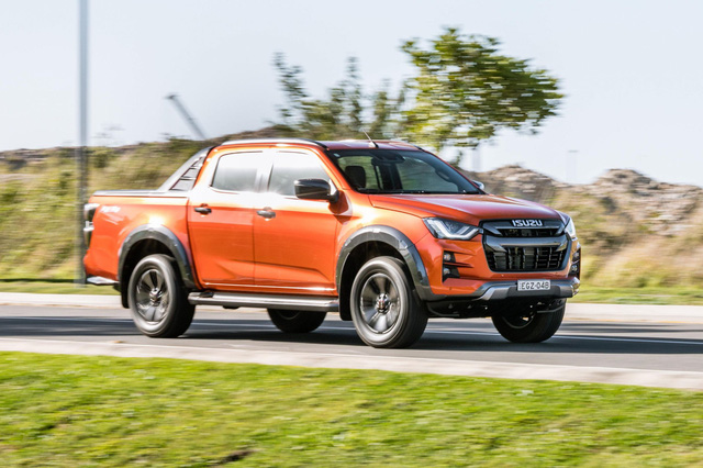 3 phien ban isuzu d max 2021 sap ban tai viet nam co gi