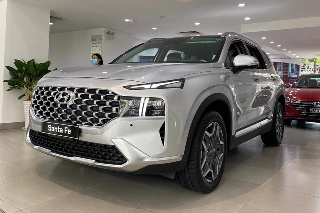 Một số mẫu xe bất ngờ tăng giá cận Tết Nguyên Đán