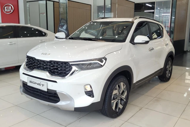 Một số mẫu xe bất ngờ tăng giá cận Tết Nguyên Đán