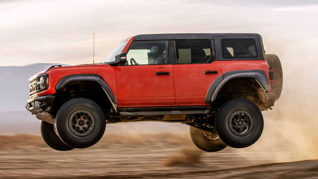 Ra mắt Ford Bronco Raptor