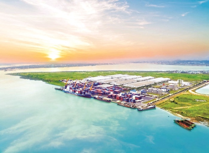 Từ lũy tre làng vươn ra thế  giới