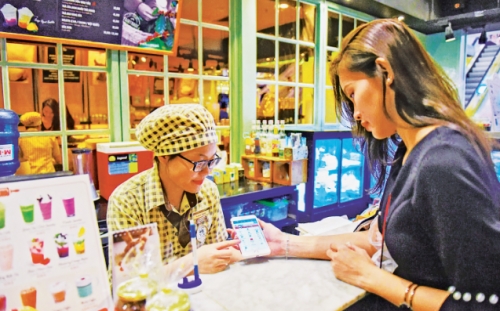 Quản lý thuế: Không dùng tiền mặt để giảm tiêu cực