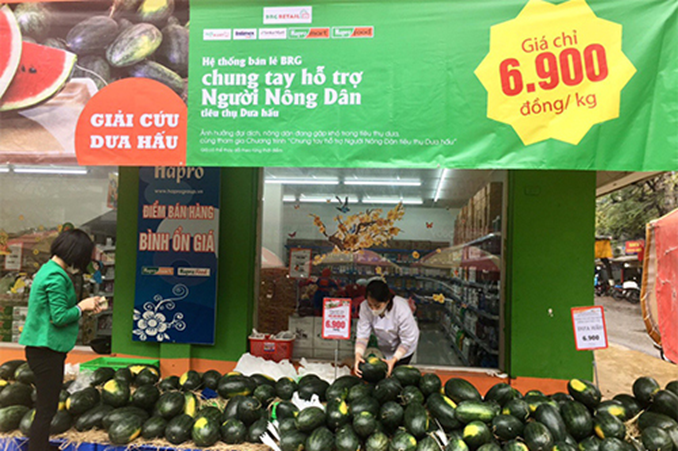 Hệ thống bán lẻ BRG hỗ trợ nông dân tiêu thụ trên 200 tấn dưa hấu trước tác động của dịch bệnh nCoV he thong ban le brg ho tro nong dan tieu thu tren 200 tan dua hau truoc tac dong cua dich benh ncov