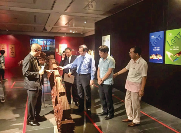 Mỹ thuật Việt: Nhìn lại để tiến xa hơn