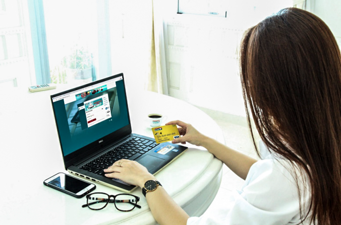 Hạn chế sử dụng tiền mặt để phòng ngừa dịch bệnh