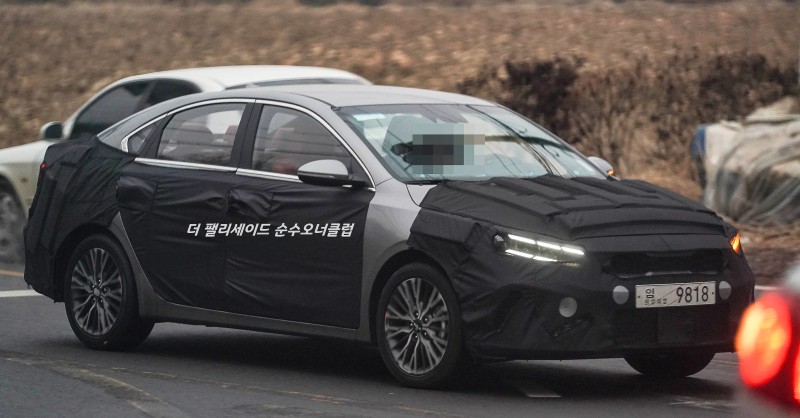 xem truoc kia cerato 2022 sap duoc ra mat