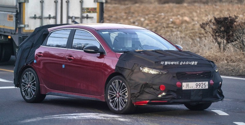 xem truoc kia cerato 2022 sap duoc ra mat