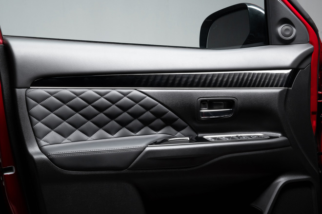 Mitsubishi Outlander 2022 ra mắt tại Việt Nam, giá giữ nguyên