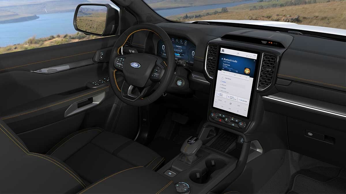 ford everest wildtrak 2023 sap ra mat viet nam