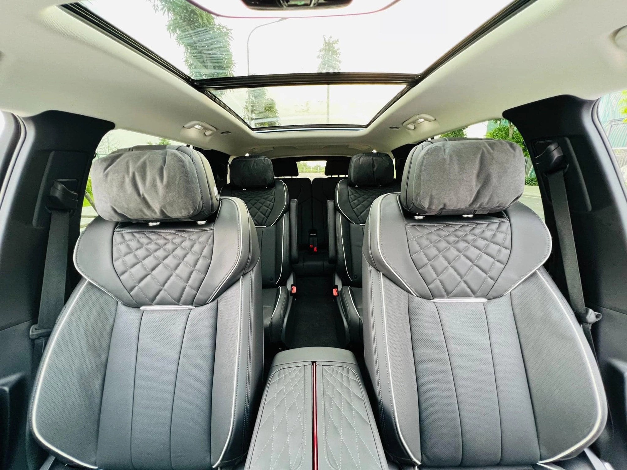 gia hongqi e hs9 giam manh