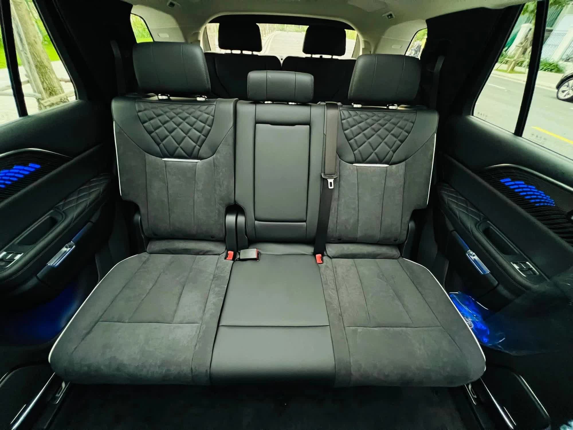 gia hongqi e hs9 giam manh