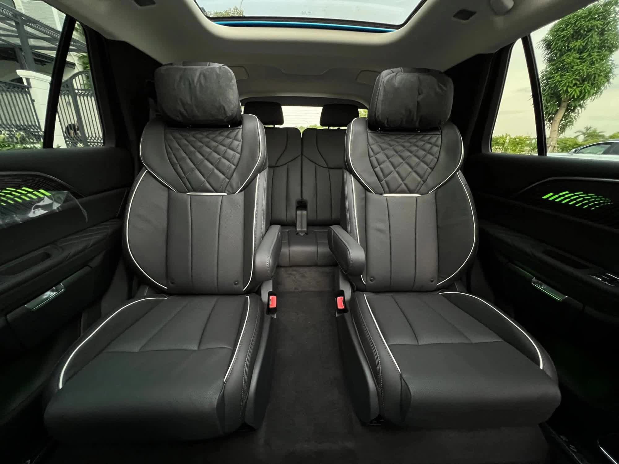 gia hongqi e hs9 giam manh