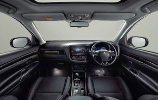 Mitsubishi Outlander 2017 được nâng cấp nhẹ