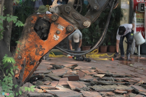 Câu chuyện vỉa hè Câu chuyện vỉa hè