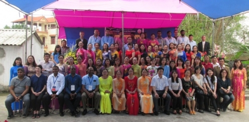 Đại biểu Hội nghị Tài chính toàn diện thăm mô hình tài chính vi mô