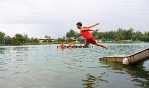 Điểm đến tháng Tư