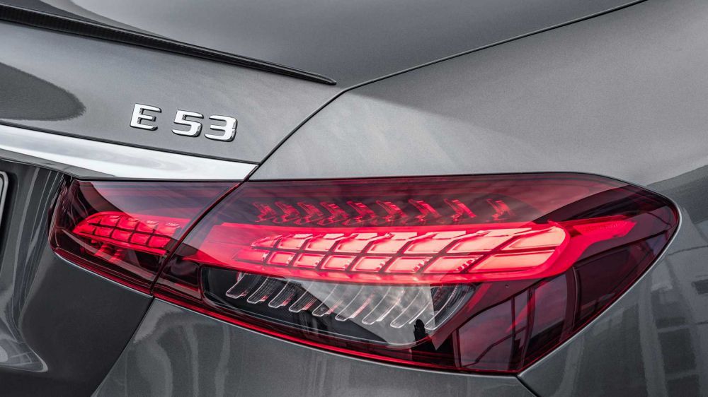 mercedes benz e class 2021 chinh thuc ra mat