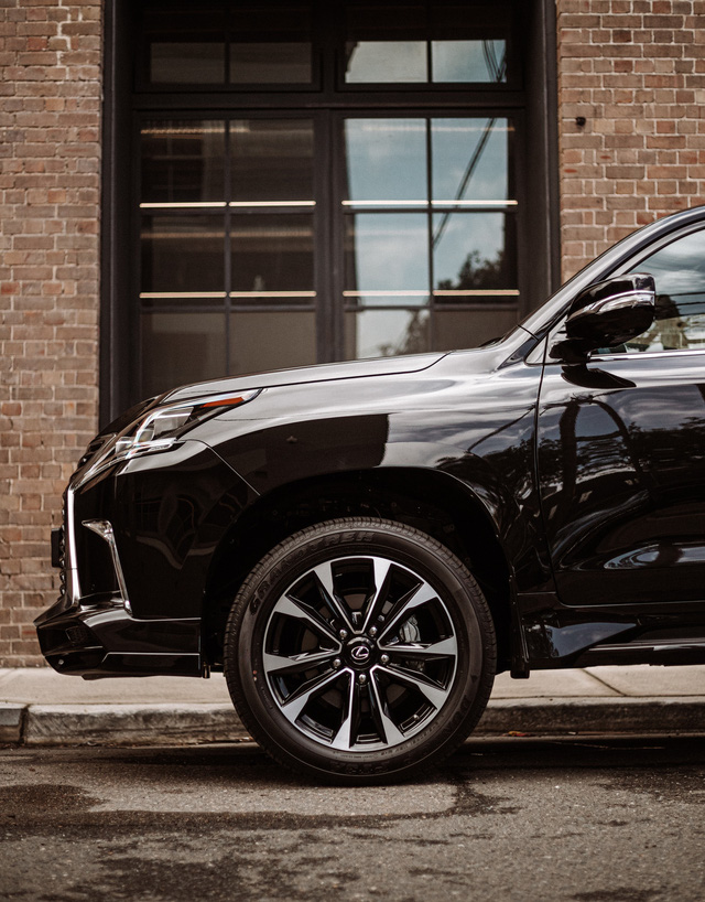 lexus ra mat lx 570 s 2021 voi gia quy doi tu khoang 3 ty dong