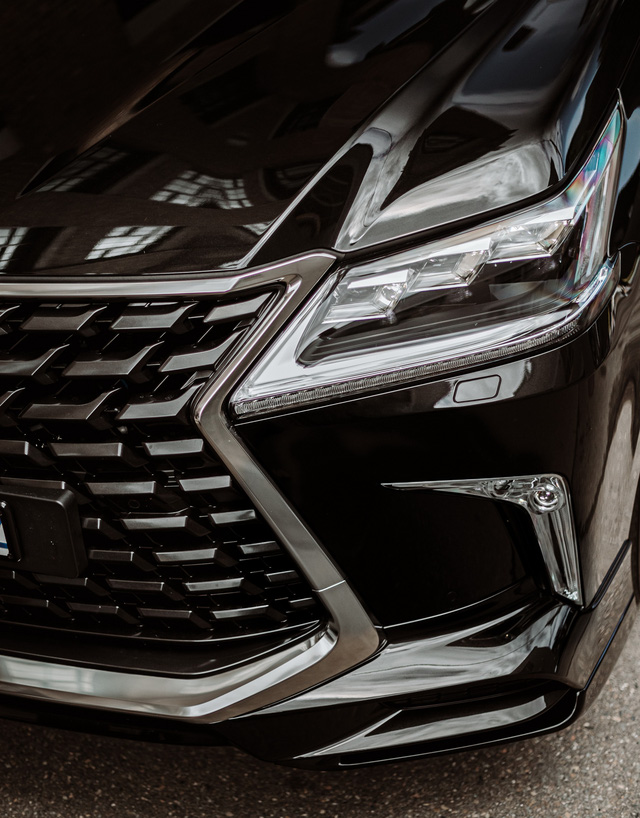 lexus ra mat lx 570 s 2021 voi gia quy doi tu khoang 3 ty dong