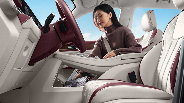 Ford ra mắt mẫu SUV 7 chỗ mới Equator 2021