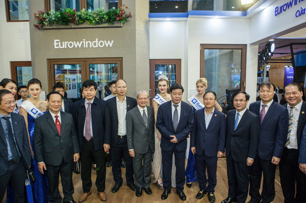 san pham moi cua eurowindow hut khach tai trien lam vietbuild ha noi 2021