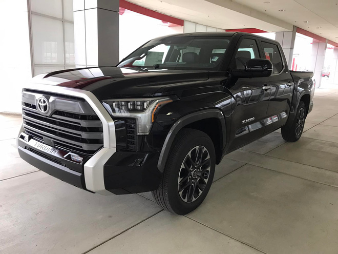Toyota Tundra 2022 được chào bán với giá hơn 4 tỷ đồng
